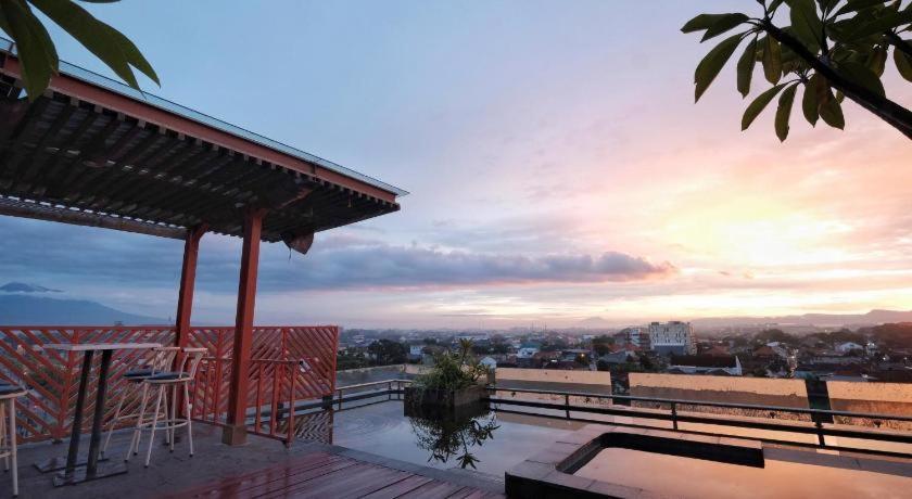 All Nite & Day Hotel Yogyakarta - Gejayan Εξωτερικό φωτογραφία